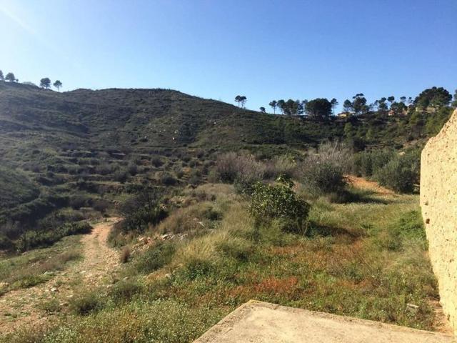 Casa con terreno en venta en Macastre, Macastre photo 0