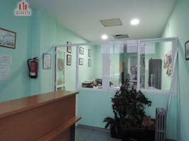Local comercial en venta en Ourense, Valenza photo 0