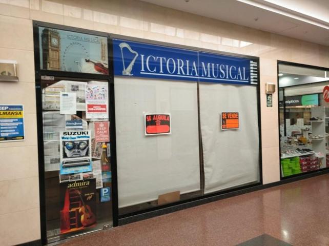 Local comercial en venta en Almansa, Centro photo 0