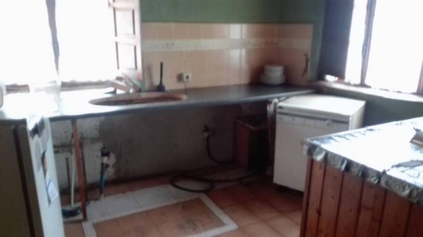 Casa en venta en Camponaraya, Hervededo photo 0