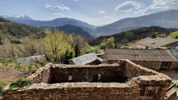 Casa en venta en Benasque, El solano photo 0