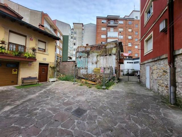 Terreno en venta en Torrelavega, Centro photo 0