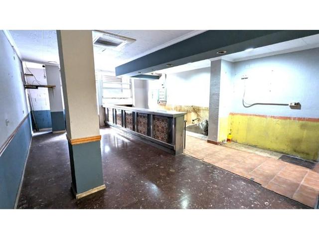 Local comercial en venta en Alzira, Avenida Luis Suñer photo 0