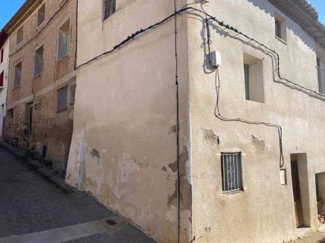 Casas de pueblo en venta en Burbáguena, Burbaguena photo 0