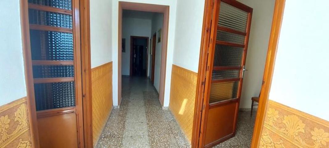 Casa en venta en La Roda, Centro de salud photo 0