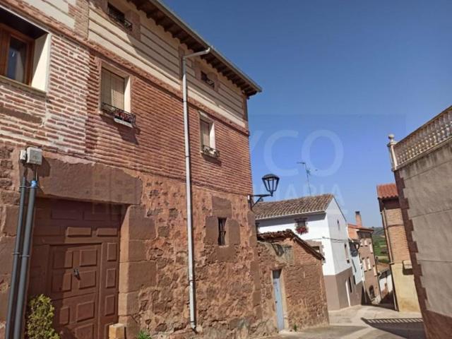 Casa en venta en Azofra photo 0