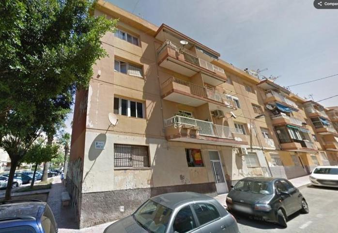 Piso en venta en Torrevieja, Centro photo 0