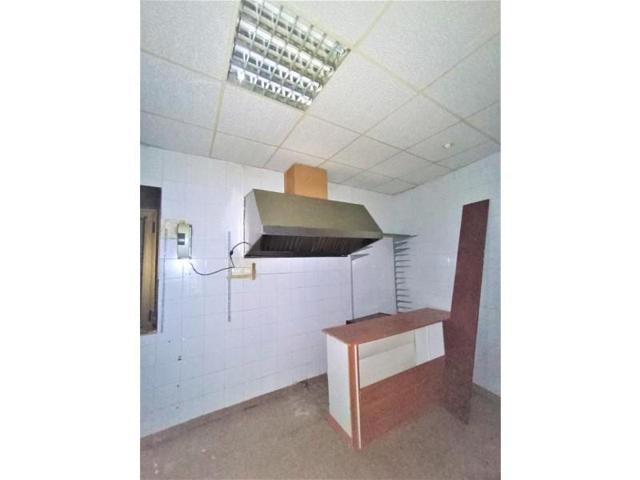 Local comercial en venta en Ayllón photo 0