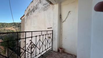 Casa en venta en Sigüenza, Sigüenza photo 0