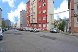 Local comercial en venta en Santander, Puerto Chico photo 0