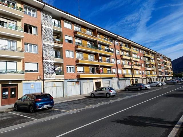 Local comercial en venta en Gordexola, Zubiete photo 0