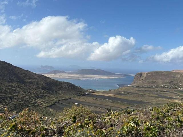 Terreno en venta en Haría, Guinate photo 0