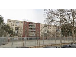 Piso en venta en Montcada i Reixac photo 0