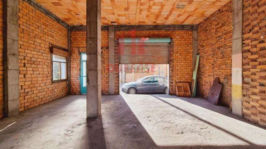 Local comercial en venta en Ourense, Carballeira photo 0