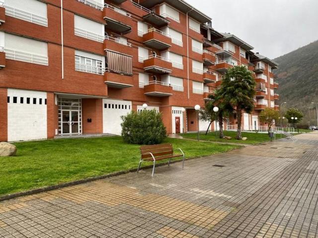 Local comercial en venta en Ponferrada, Temple photo 0
