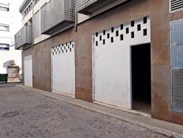 Local comercial en venta en Oliva, Ambulatorio photo 0