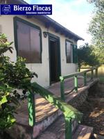 Casa con terreno en venta en Ponferrada, La placa photo 0