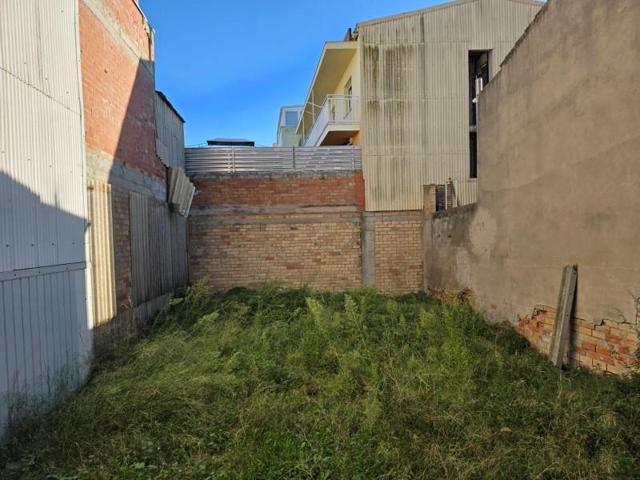 Terreno en venta en Vilanova del Camí, Barri La Pau photo 0
