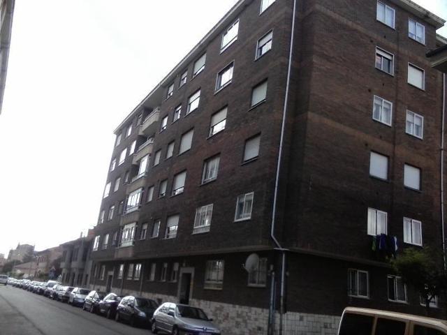 Piso en venta en La Robla, Robla La photo 0