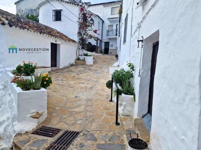 Casa en venta en Ubrique, Centro photo 0