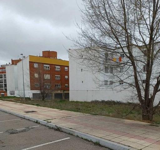 Terreno en venta en León, Eras de Renueva photo 0