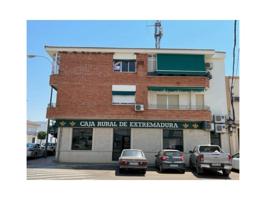 Piso en venta en Talavera la Real photo 0