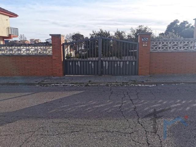 Terreno en venta en Piera photo 0