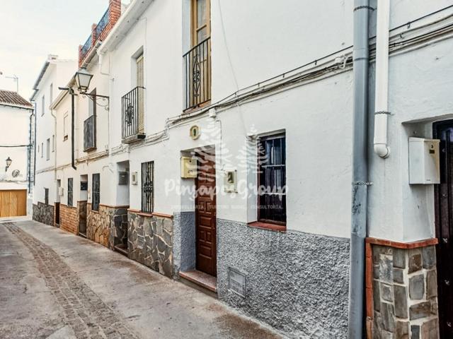 Casa en venta en Yunquera, Yunquera photo 0