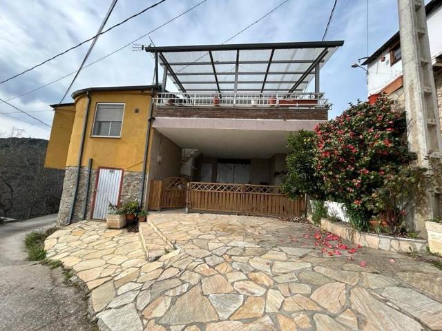 Casas de pueblo en venta en Oencia, Toral de los Vados photo 0