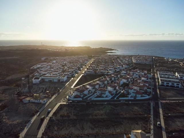 Terreno en venta en Arico, Playa los abrigos photo 0