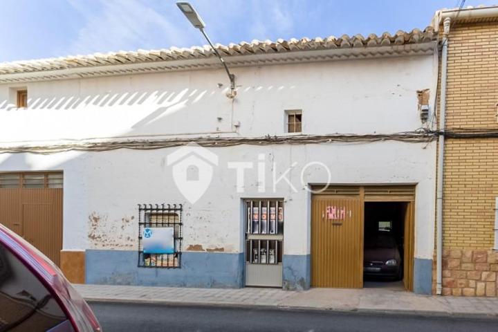 Casa en venta en Roda photo 0