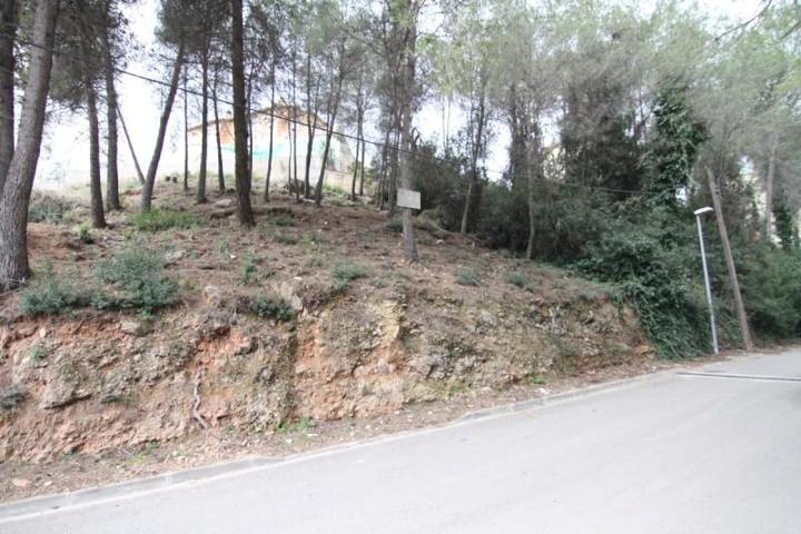 Terreno en venta en Corbera de Llobregat, Can llopard photo 0