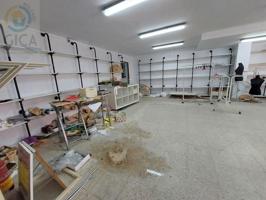 Local comercial en venta en Algeciras, Centro photo 0