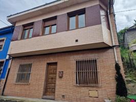 Casa en venta en San Martín del Rey Aurelio, El entrego photo 0