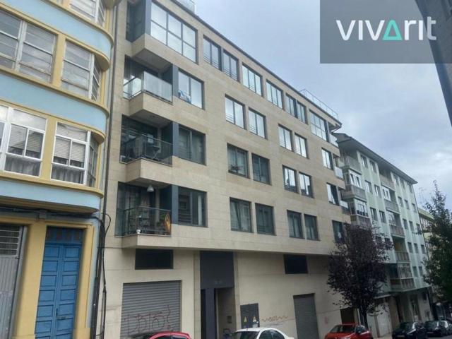 Local comercial en venta en Lugo photo 0