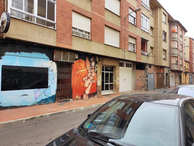 Local comercial en venta en Ponferrada, Temple photo 0