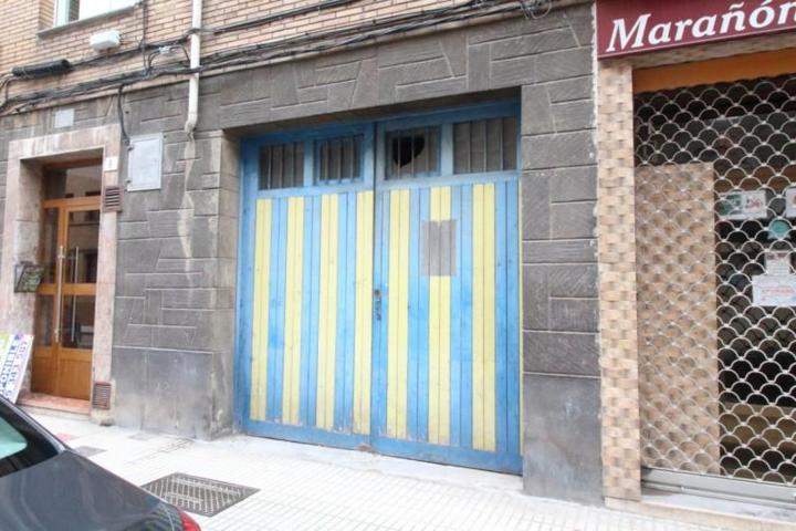 Local comercial en venta en Gijón, Gijón photo 0
