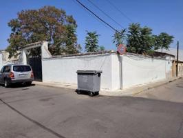 Terreno en venta en Valdepeñas, Parque Del Este photo 0