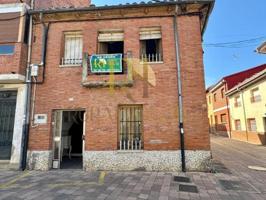 Casa en venta en Mansilla de las Mulas photo 0