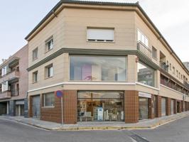 Local comercial en venta en Santa Margarida de Montbui, Barri sant maure photo 0