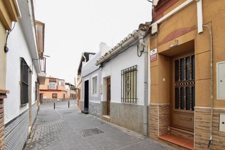 Casa en venta en Motril, Motril pueblo photo 0