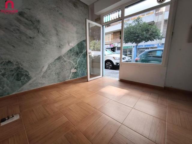 Local comercial en venta en Córdoba, Ciudad Jardín photo 0