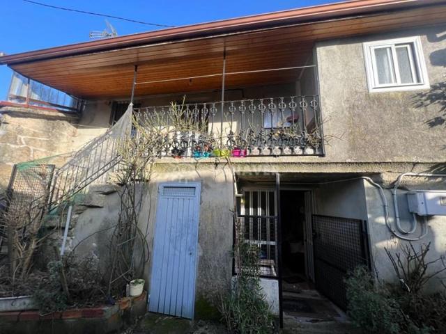 Casas de pueblo en venta en Ourense photo 0