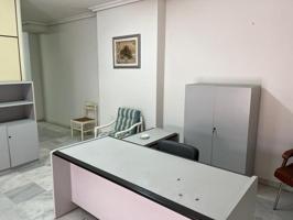 Local comercial en venta en El Carpio, Andalucia photo 0