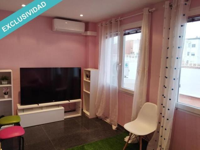 Piso en venta en Almansa photo 0