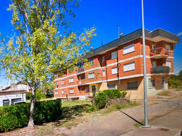 Apartamento en venta en Cimanes del Tejar, Villadangos del Paramo photo 0