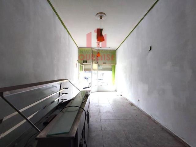 Local comercial en venta en Ourense, Valenza photo 0