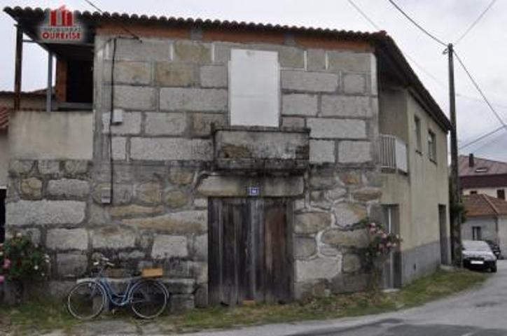 Casa en venta en San Cibrao das Viñas, Reboredo photo 0