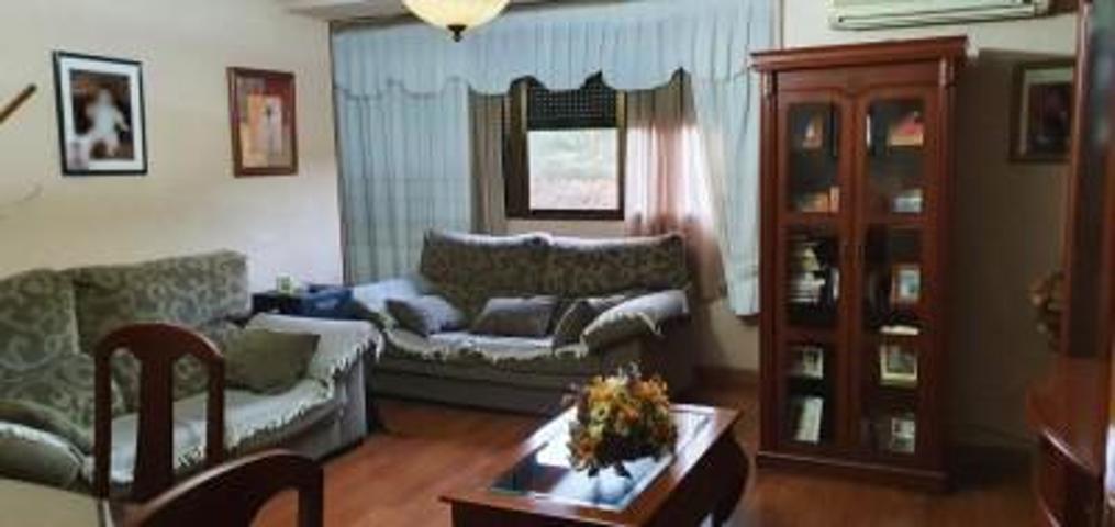 Piso en venta en Plasencia, La data photo 0