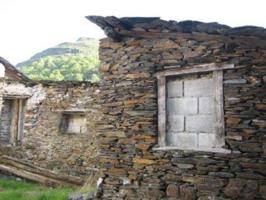 Casa en venta en Oencia, Oencia photo 0